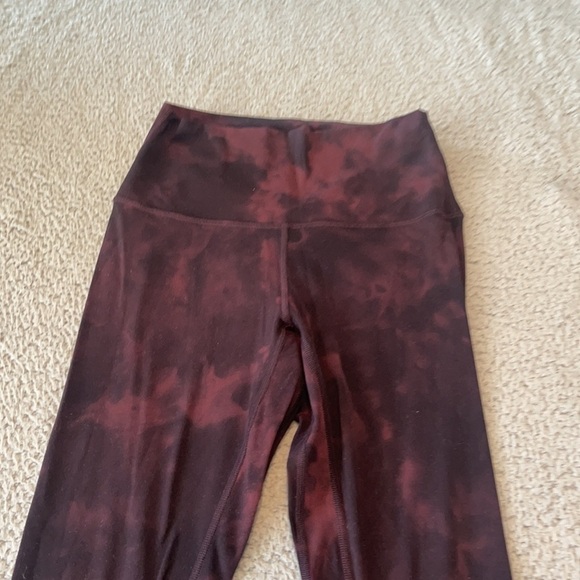 Lululemon Align Crop 21" *Diamond Dye
Diamond Dye Cassis Black size 4 - Picture 3 of 6